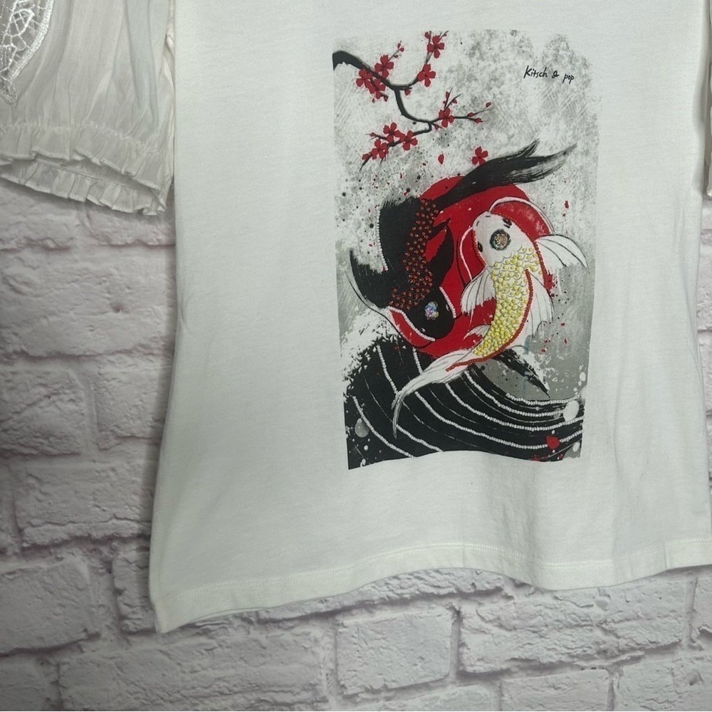 Kitsch & Pop Koi Fish Lace Sleeve Top NWT - Picture 7 of 13